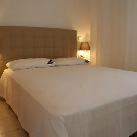 Apartments@tsiantas *